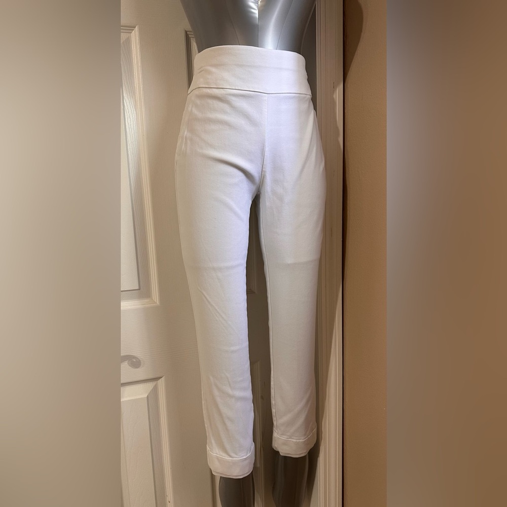 New York & Company White ankle Pants